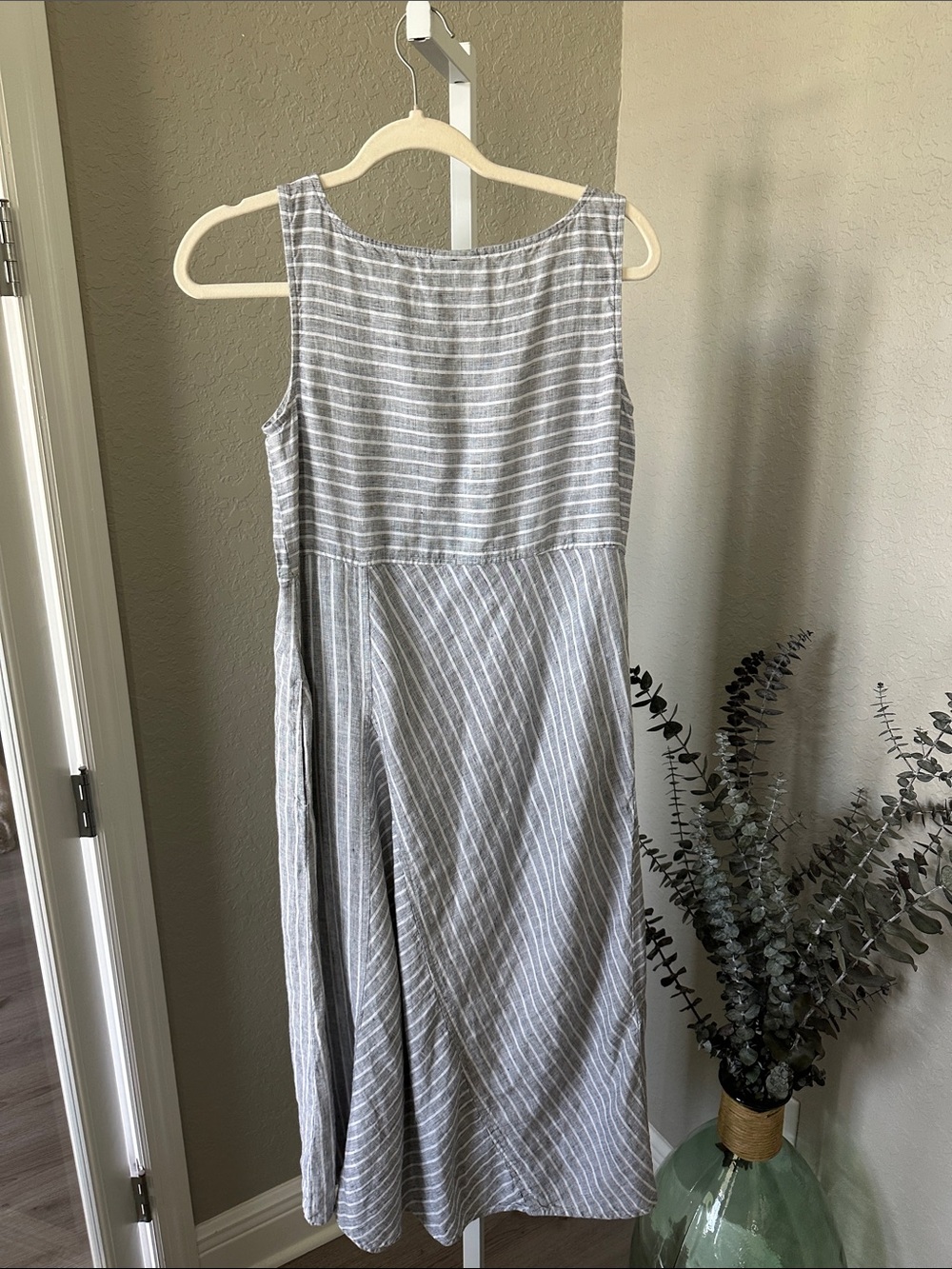 J.Jill 100% Linen gray and white asymmetric striped midi dress - Picture 5 of 6